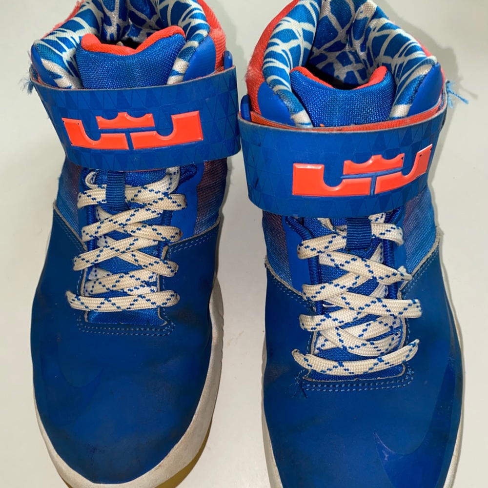 Nike LEBRON Air Akronite GS 2015